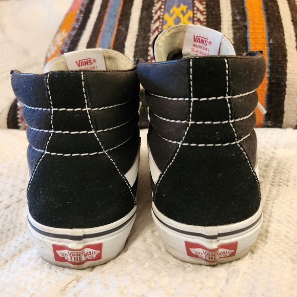 Vans, Old Skool Sk8 Hi, Size 6.5 Women's/ Size 5 Men's - Picture 2 of 8